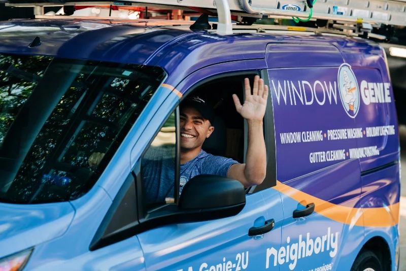 Window Genie tech arriving to a customer’s home in Tiffin, IA. 